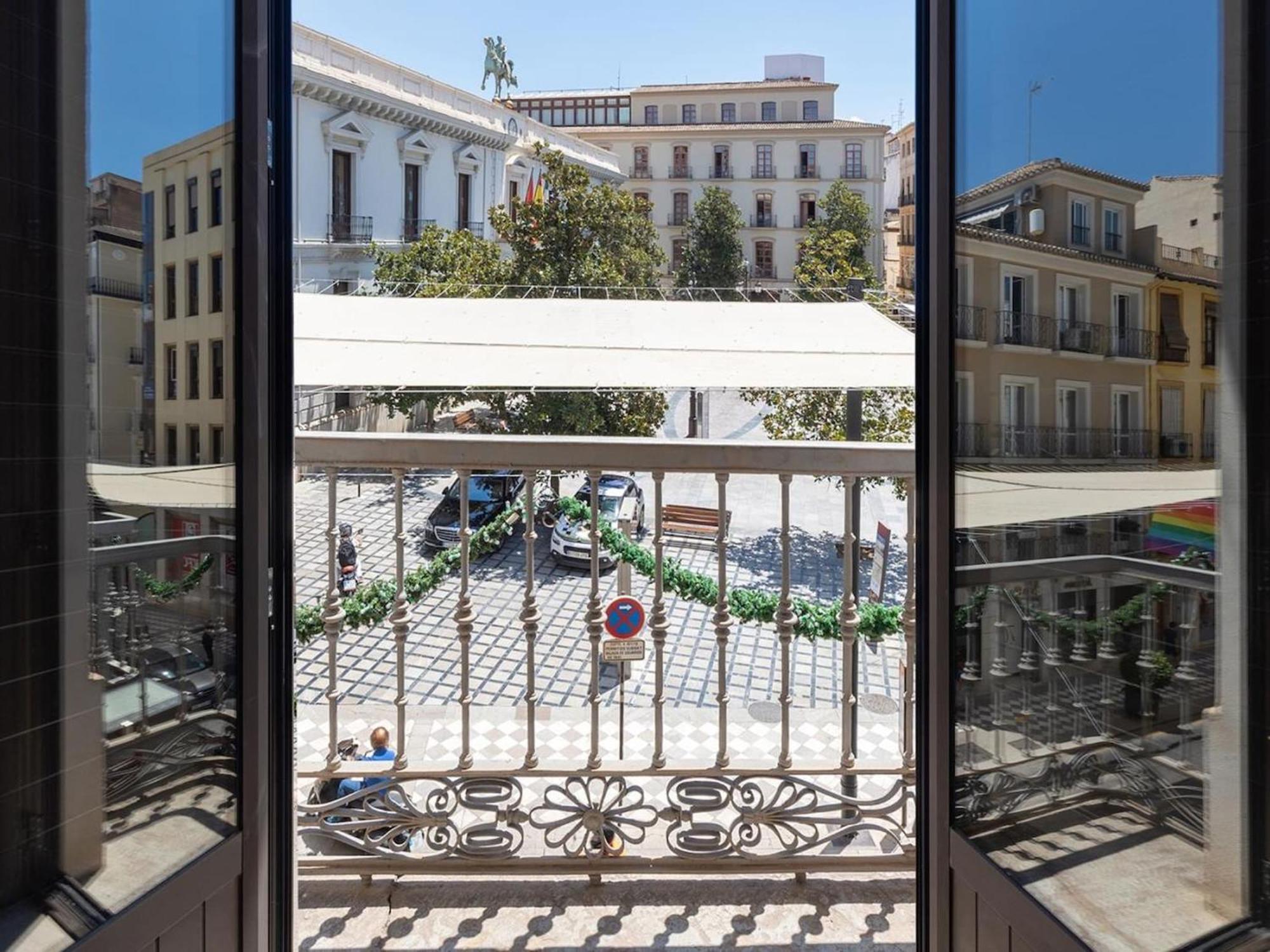 Elegant Town Hall Apartment With Views 格拉纳达 外观 照片