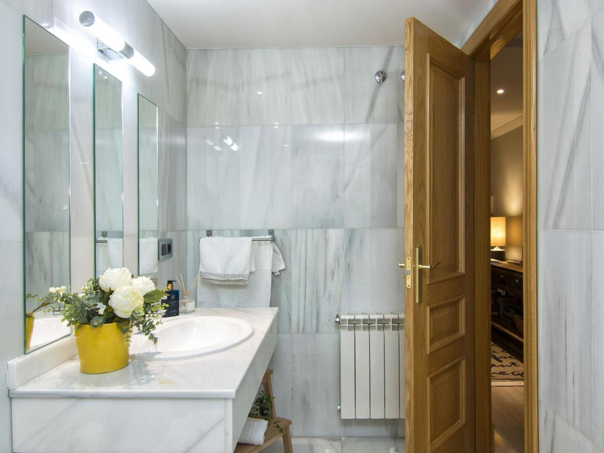 Elegant Town Hall Apartment With Views 格拉纳达 外观 照片